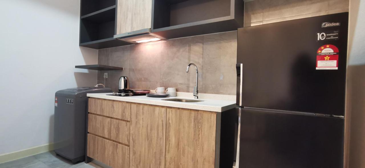 Mykey Imperio B-24-31 Melaka City ภายนอก รูปภาพ