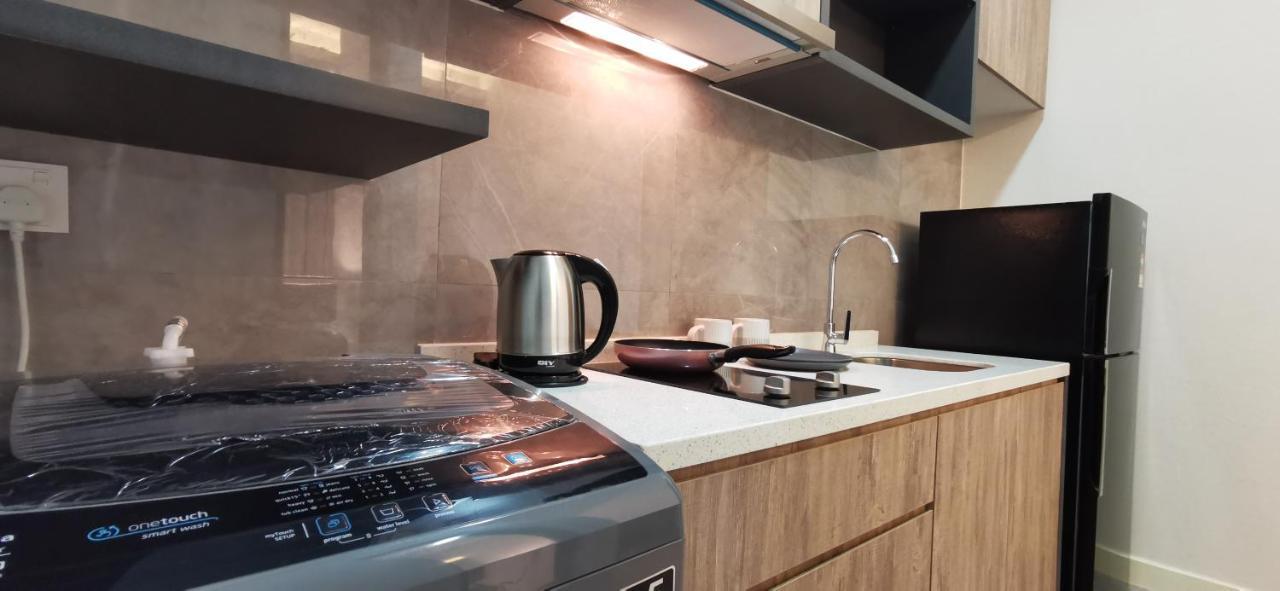 Mykey Imperio B-24-31 Melaka City ภายนอก รูปภาพ